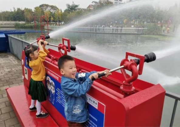 四川全省消防宣傳工作現場會在綿陽舉行 消防科普主題公園揭牌